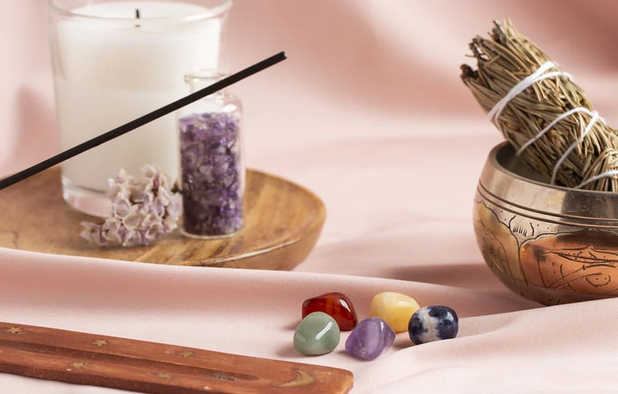 Amarres de amor sin dañar: comprender el vínculo desde una mirada espiritual ética y consciente